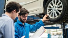 Неща, които трябва (и не трябва) да казвате, когато оставяте колата си в сервиза 