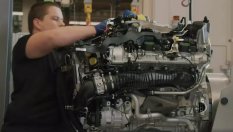 Mercedes-AMG показа как сглобява двигателите си