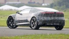 BMW готви радикално електрическо купе