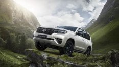 „Черната“ специална версия на Toyota Land Cruiser Prado се оказа бяла