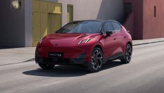 Volvo EX30 се превърна в китайско крос-купе