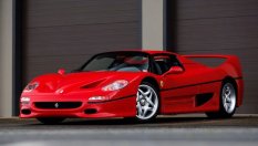 Ferrari F50 беше продадено за близо 10 милиона долара