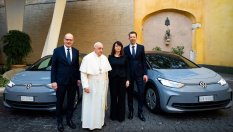 Ватиканът също преминава на електромобили