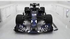 Защо Red Bull бърза с RB14?