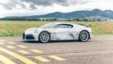Bugatti показа как тества струващото 5 млн. евро Divo