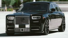 Шакил О'Нийл се сдоби с  Rolls-Royce Phantom в стил „Супермен“