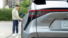 Toyota получи разрешение да произвежда твърдотелни батерии