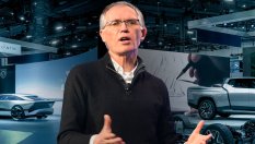 Шефът на Stellantis: Чака ни кървава баня, ако последваме Tesla