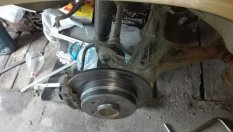 Не съхранявайте веднъж отворена спирачна течност