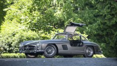 Mercedes-Benz 300 SL удари 1,4 милиона евро