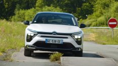 Citroen показа как работи новото активно окачване на C5 X