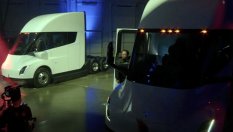 Официално: Какво знаем за камионите на Tesla