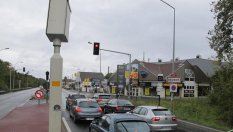 Ще ви глобят ли, ако минете на червено заради автомобил със специален режим