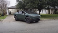 Tesla Cybertruck облече войнишка униформа