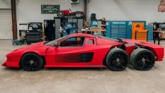 Уникално Ferrari Testarossa с 6 колела предизвика скандал