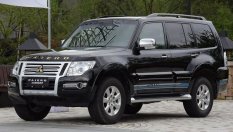 Mitsubishi Pajero се възражда върху шасито на Nissan Patrol