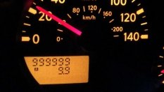 Пикап на Nissan навъртя 1,6 млн. без проблеми