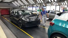 Volkswagen е готов да затвори 4 германски завода, за да излезе на печалба