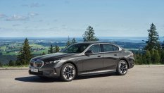 BMW представи две хибридни 5-Series