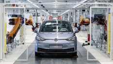 Volkswagen излиза едни гърди напред при батериите