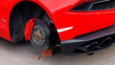 Собственик на Lamborghini откри своя Huracan Spyder без колела