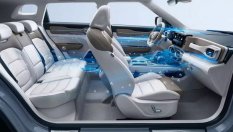 Китайски климатроник ще разпознава дрехите на пътниците