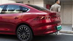 Два от най-големите китайски производители се хванаха за гушите