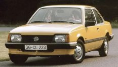 Opel Ascona смесва европейски чар и американски черти от 80-те години