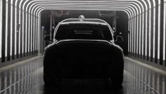 Tesla все пак готви модел, който Мъск нарече &bdquo;безсмислен&ldquo;