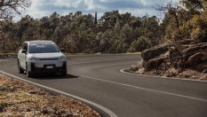 Електромобил с бензинова помощ &ndash; тествахме Leapmotor B10 Hybrid EV