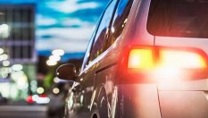 Кой е първият автомобил с мигачи?