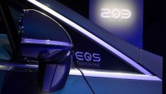 Mercedes обясни защо EQS има огледала, а не камери