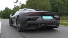 Колко бързо всъщност е Maserati MC20 в реални условия?