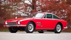 Пет британски гранд туръра с американски V8