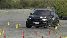 Електрическият Ford Mustang Mach-E ефектно се провали на "Лосовия тест"