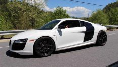 Американец размени рядко Audi R8 за покемони
