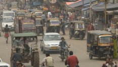 Индия се отказва от колите на бензин и дизел