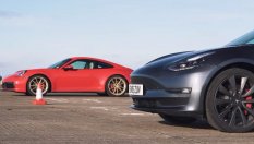 Новото Porsche 911 предизвика Tesla Model 3