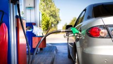 Може ли автомобилът да изгори, ако се зарежда с включен двигател?