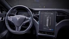 Tesla предлага на клиентите си радио за 500 долара