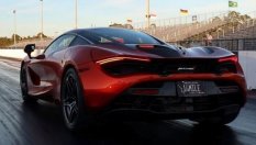 За колко секунди McLaren 720S ускорява до 100 км/ч (ВИДЕО)