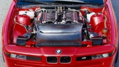 BMW обясни защо ще продължи да инвестира в ДВГ