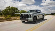 Toyota не може да реши проблема с V6 двигателите си
