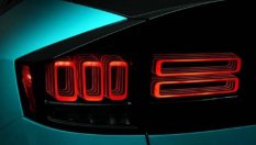 Каква история крият задните светлини на Nissan Leaf