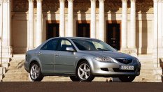 Пет проблемни японски седана от началото на века