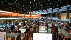 Вандали разбиха 40 автомобила, подготвени за салона във Франкфурт