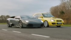 Вижте как евтино Subaru засрами Lamborghini на пистата