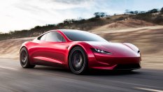 Tesla пак отложи производството на новия Roadster