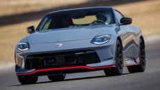 Nissan нареди на дилърите да продават... на загуба