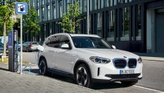 BMW X3 официално се превърна в електромобил